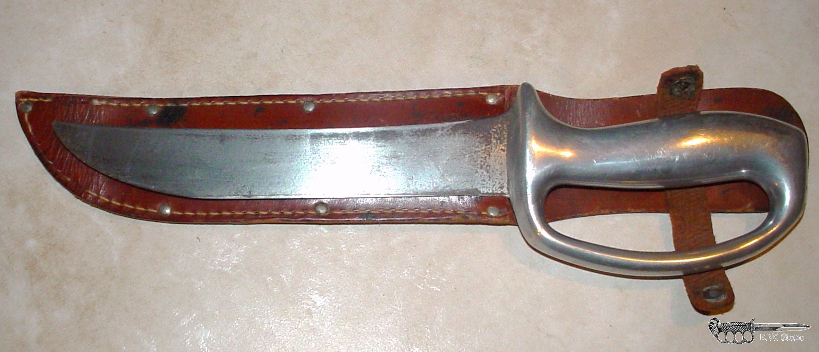 Unknown & Unmarked US Knuckle Knife, Robbins of Dudley Style